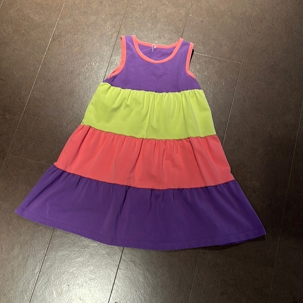 Peekaboo beans dress size 5